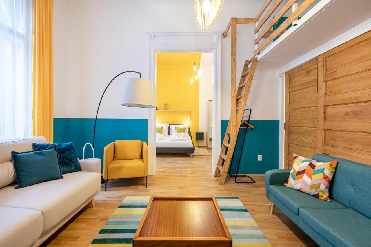 Live Star Apartment Boedapest Buitenkant foto