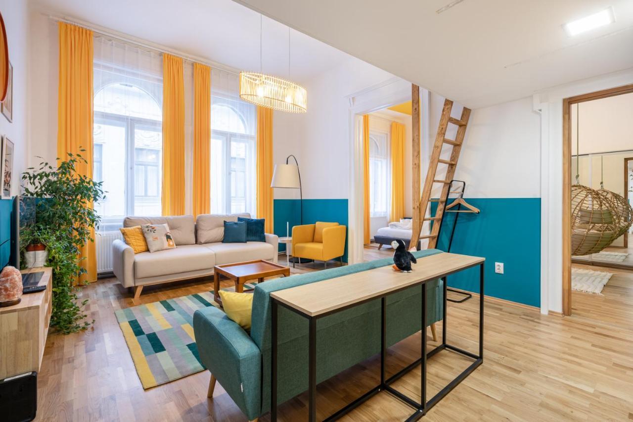 Live Star Apartment Boedapest Buitenkant foto