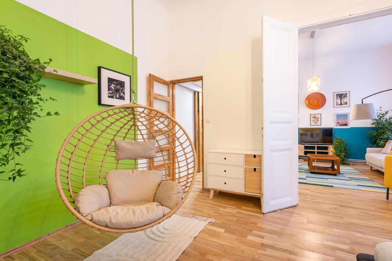 Live Star Apartment Boedapest Buitenkant foto